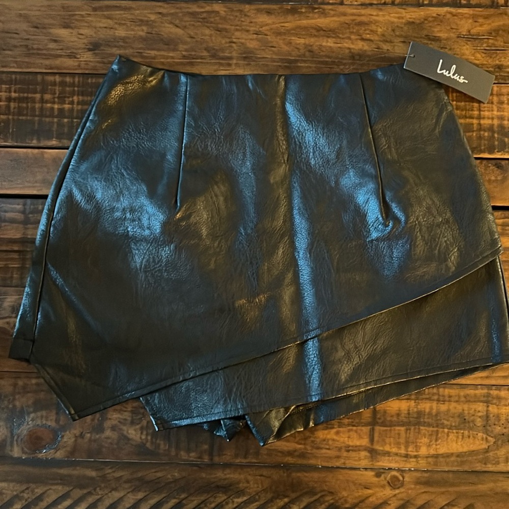 Lulus leather skort size S